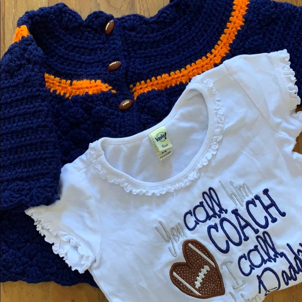 Girl set hand knit football sweater w graphic T-